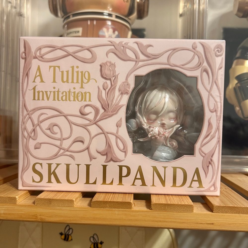 Authentic Popmart Skullpanda x Uniqlo A Tulip Invitation